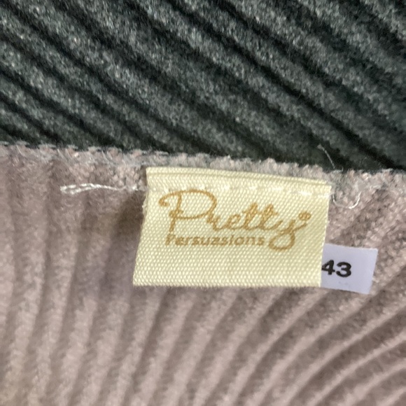 Pretty Persuasions Wrap Scarf - Picture 6 of 7